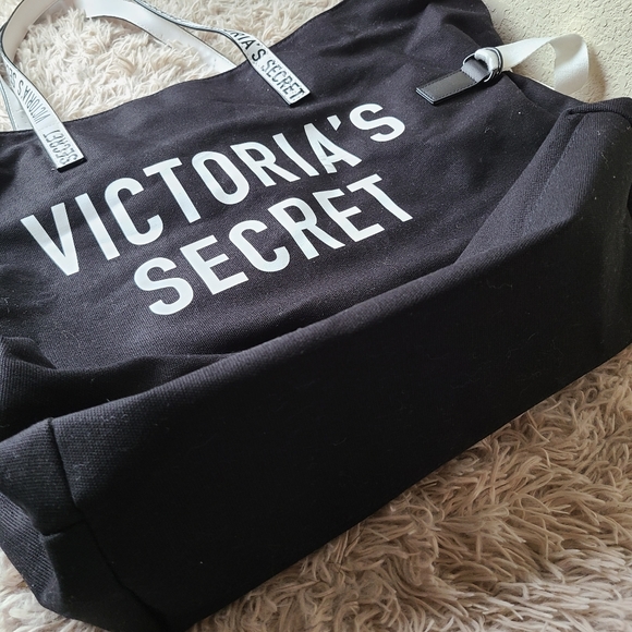 Victoria Secret Black and White Duffle Tote Bag - Picture 8 of 9